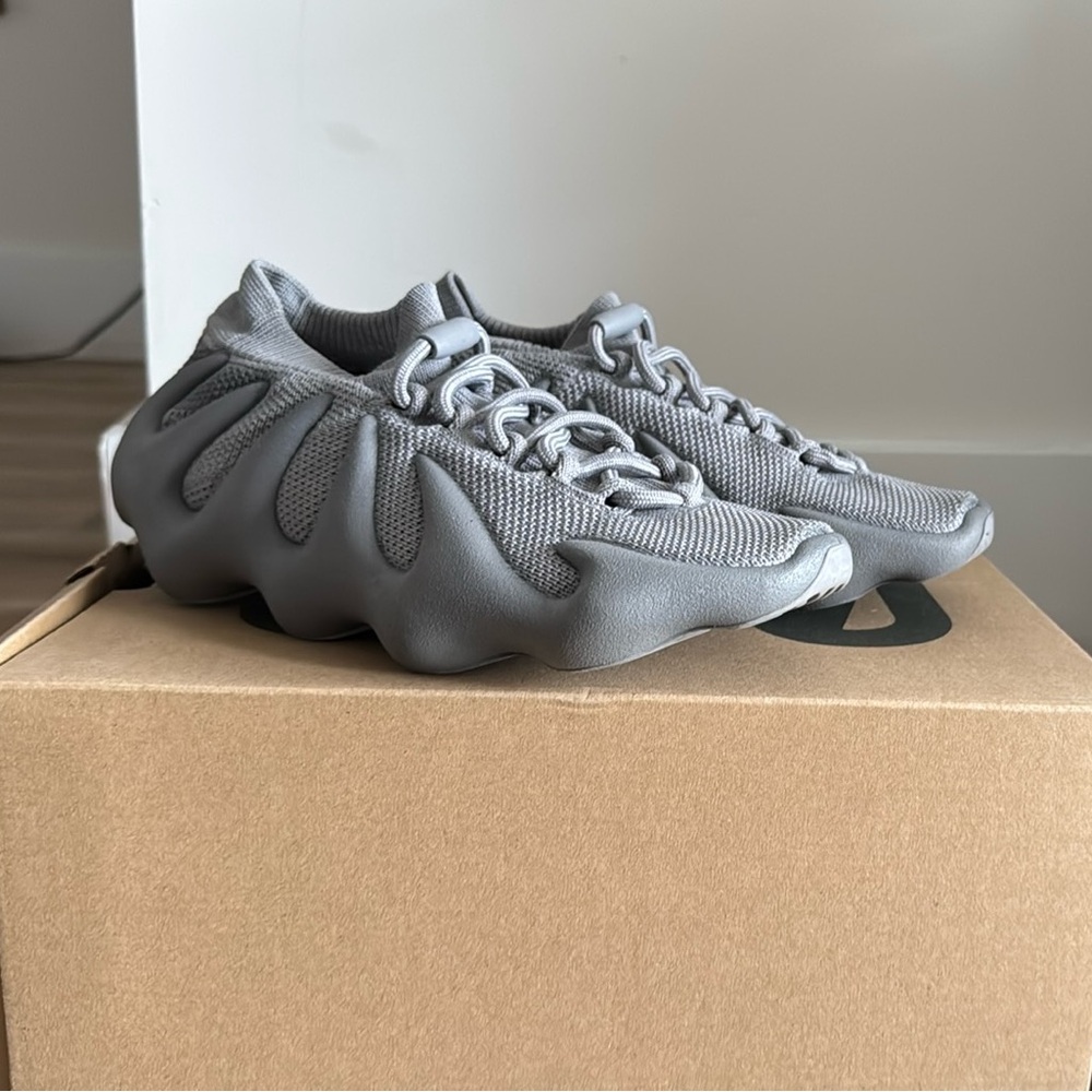 Yeezy Women's Sneakers in Gray